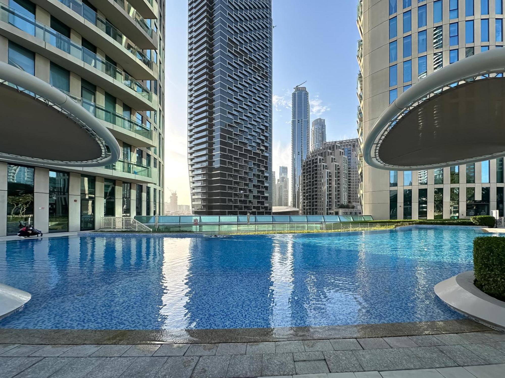 Urban Luxury 2Br With Spectacular Burj Khalifa View Apartment Dubai Exterior photo